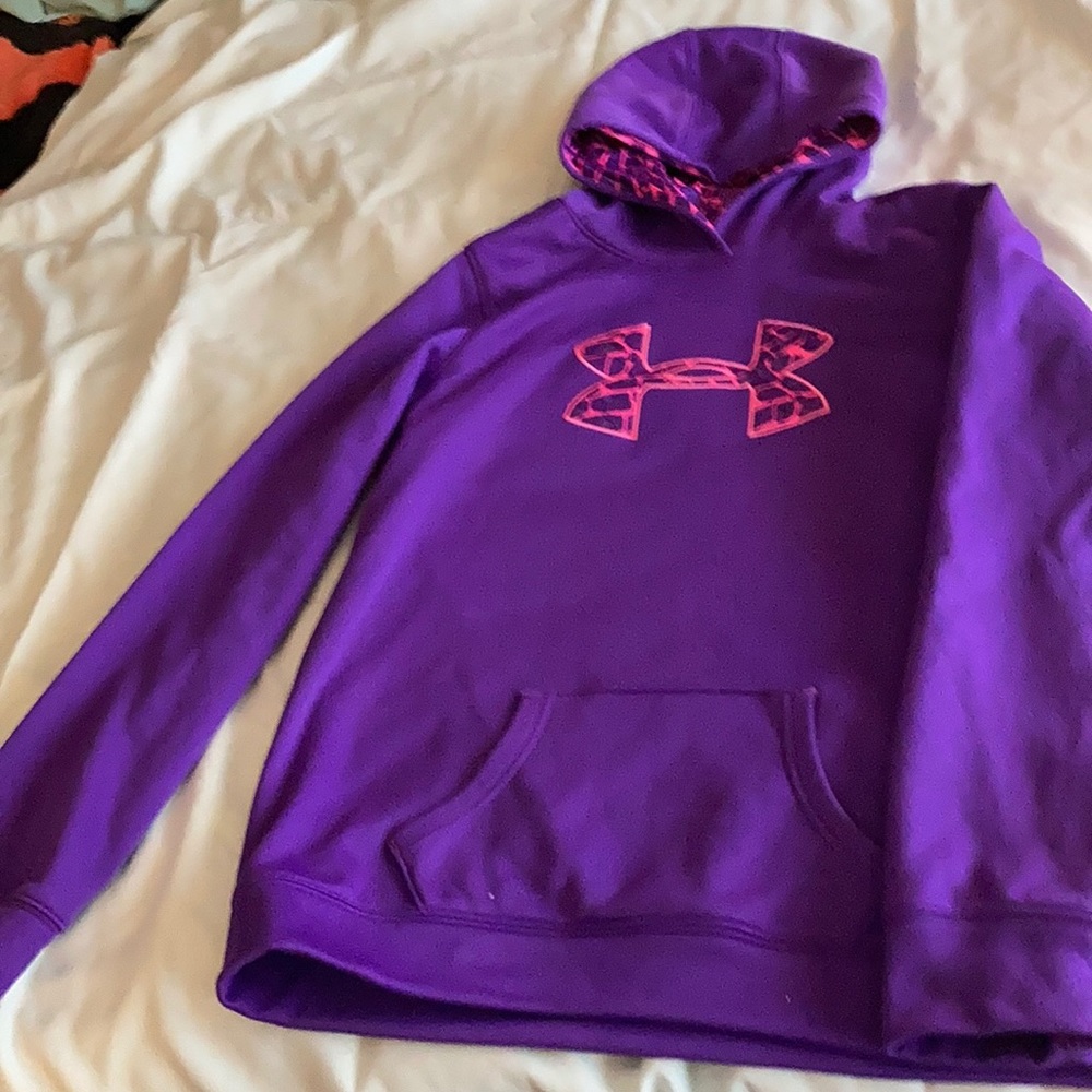 Girls under armor hoodie